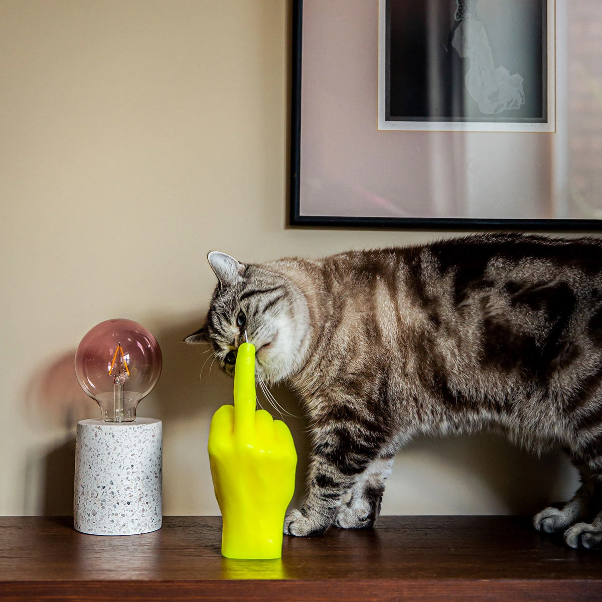 F*ck You Neon Yellow CandleHand Kerze – Bild 4