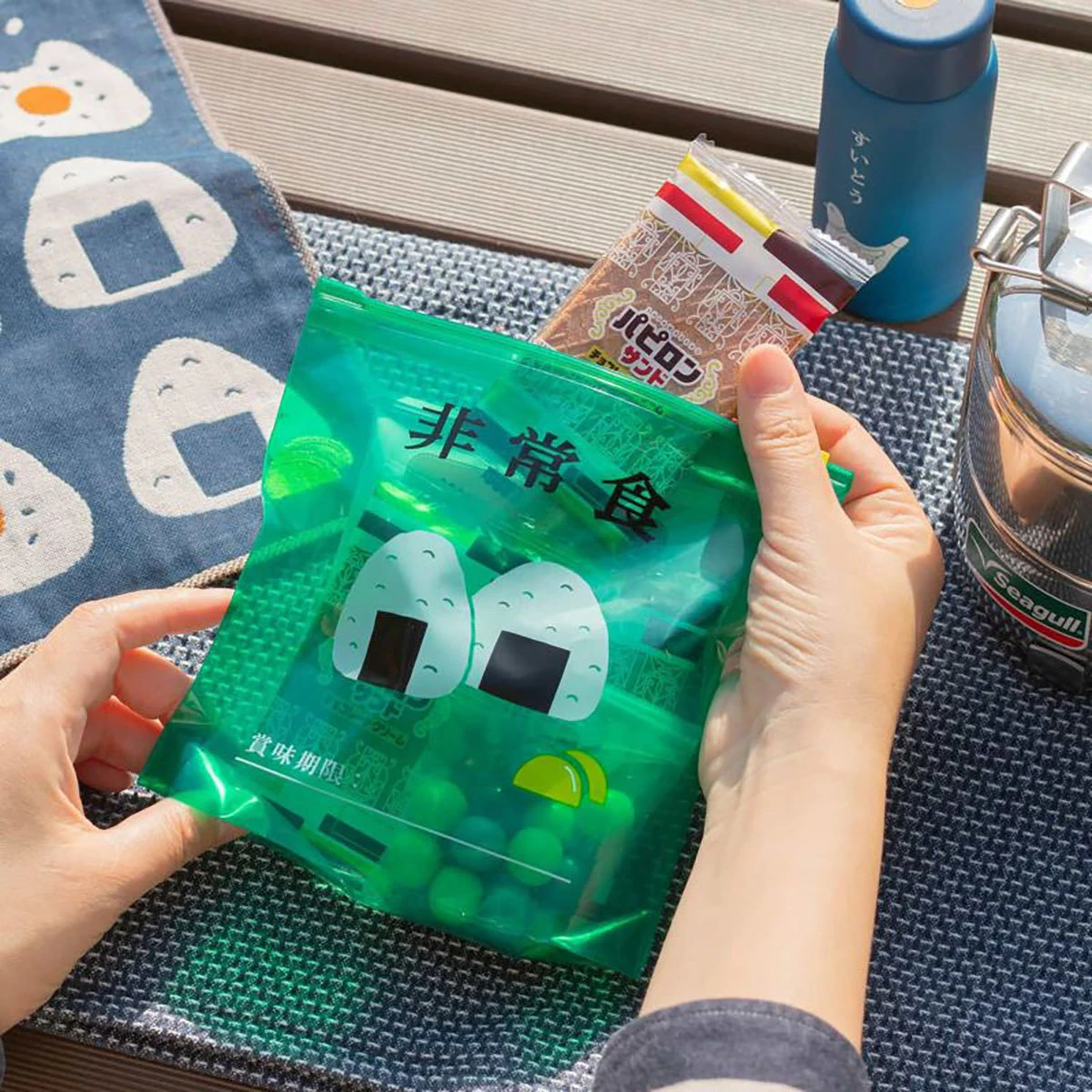 Zipper Bag M Green Emergency Food - Set Von 6 Stk – Bild 3