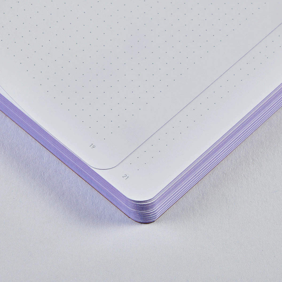 Notizbuch Colour Clash L Light Trance Lila – Bild 4