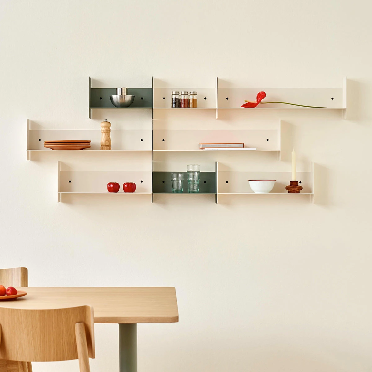 PLI Set Aus 3 Wandregalen – Bild 4