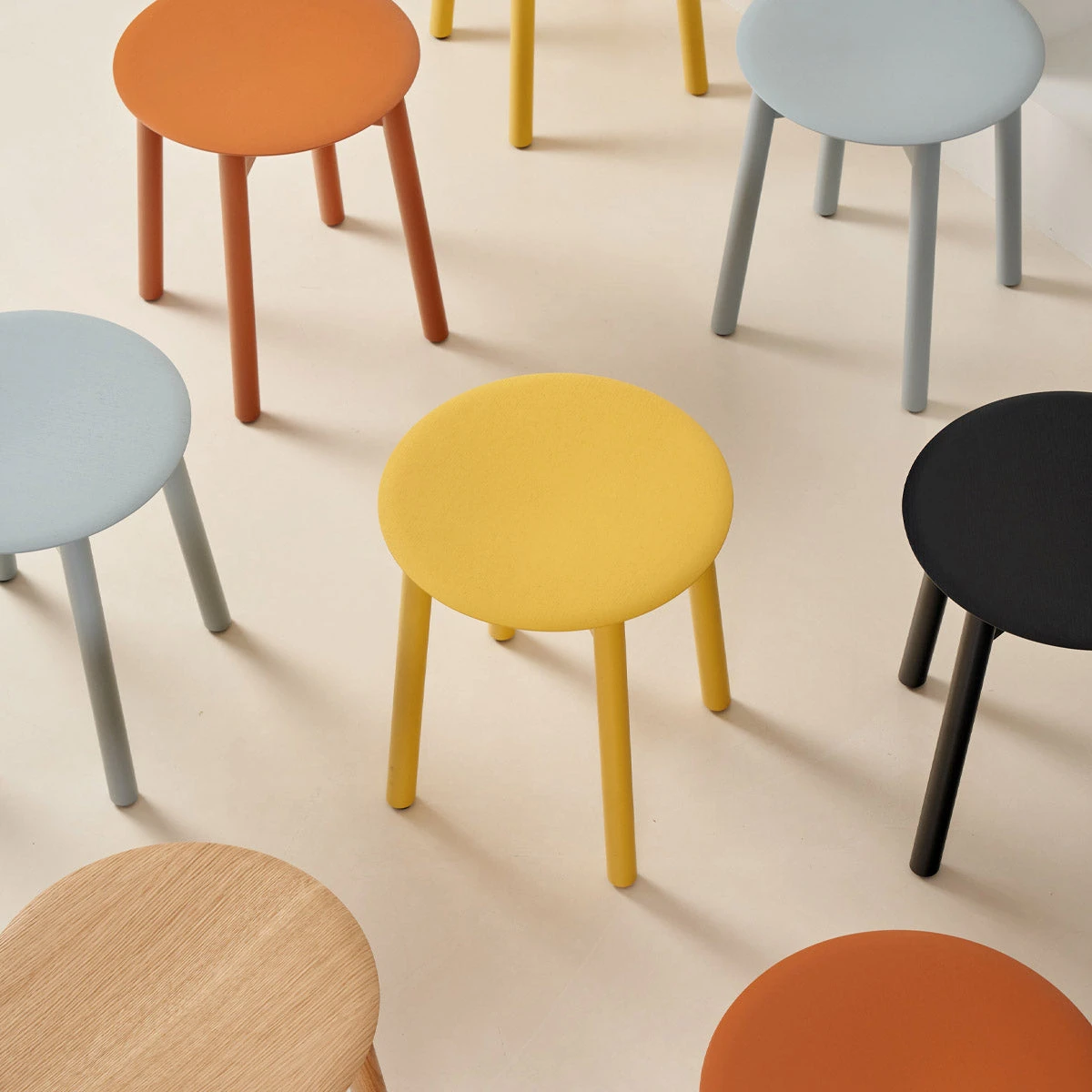 SSD Full Wood Stool – Bild 2