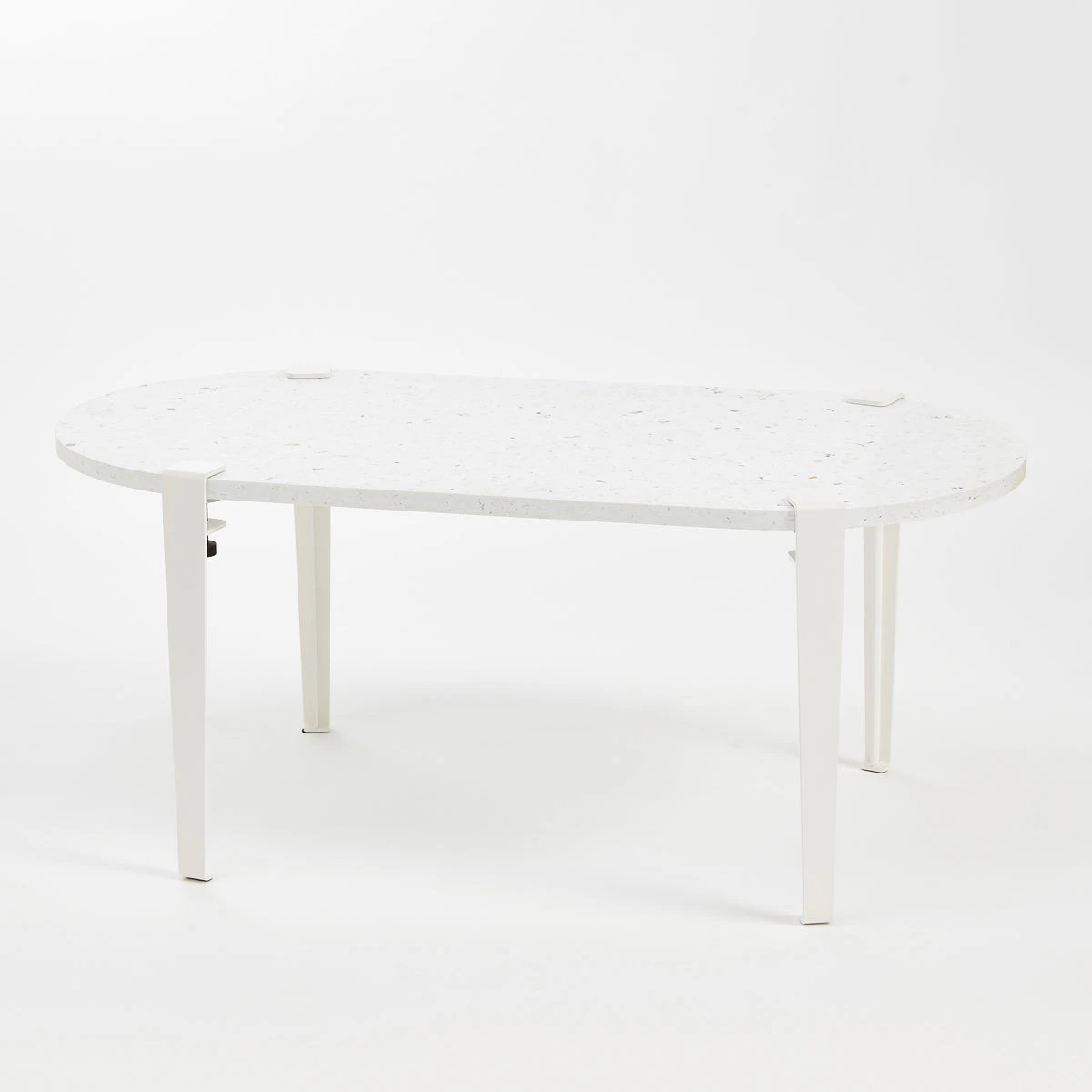 VENEZIA Oblong Recycled Plastic Coffee Table – Bild 6