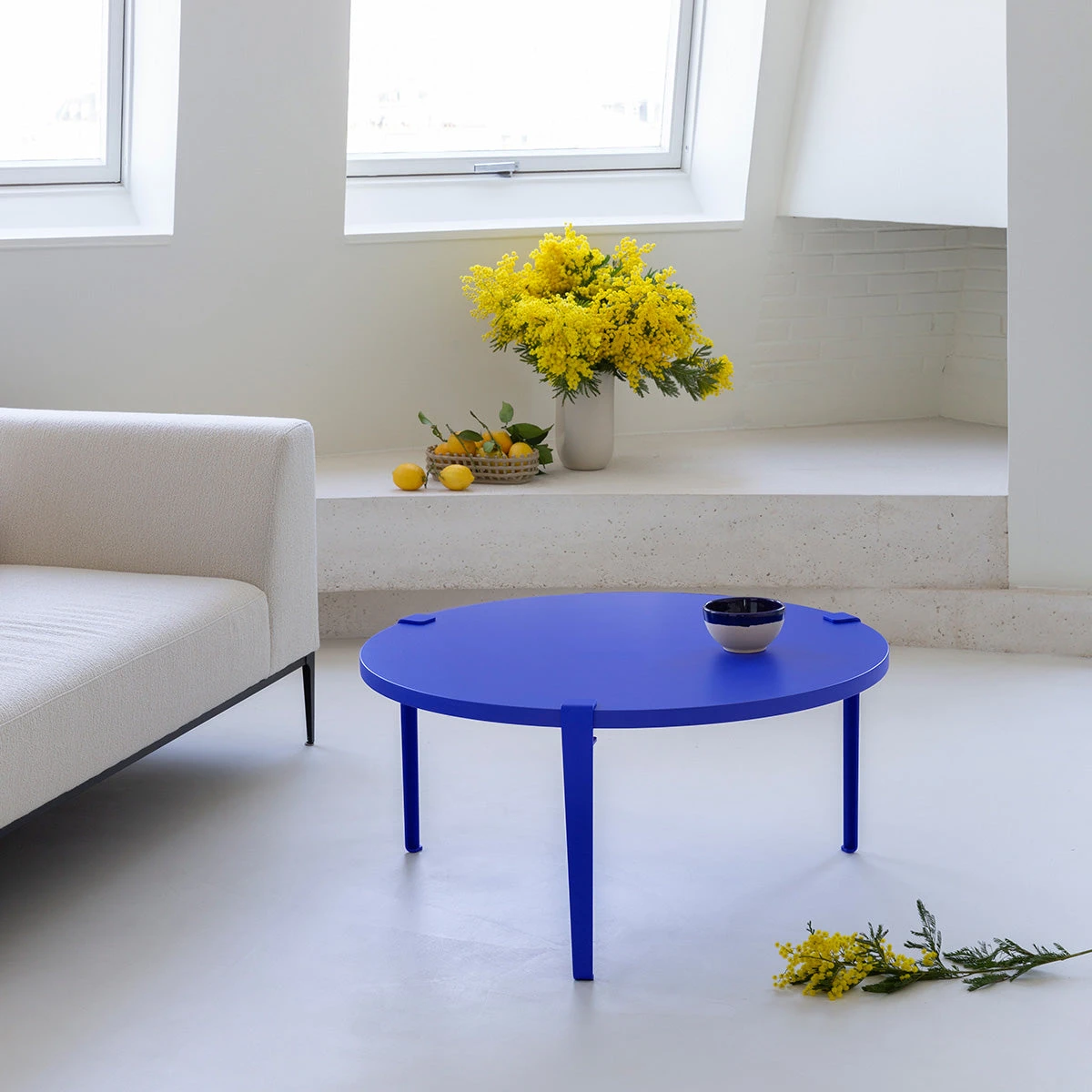 Coffee Table Oak – TIPTOE × KLEIN BLUE® Limited Edition – Bild 3