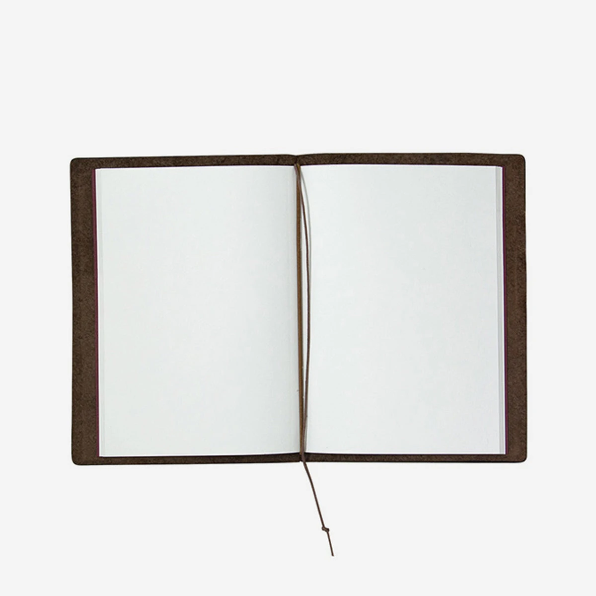 TRAVELER'S Notebook Passport Size Brown – Bild 3